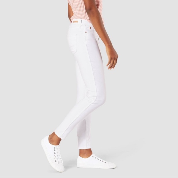 Levi Denim Jeans White Mid Rise Skinny Ankle NWT - Picture 2 of 4